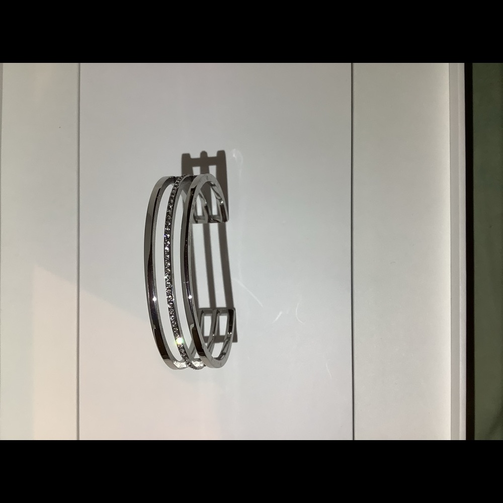 Fashion bracelet